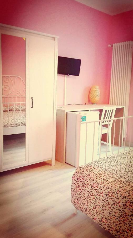 Tra Menta E Meliga Hotel Carignano  Екстериор снимка